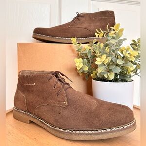 SONOMA ~ Men’s suede ankle business casual or casual wear size 10 shoes